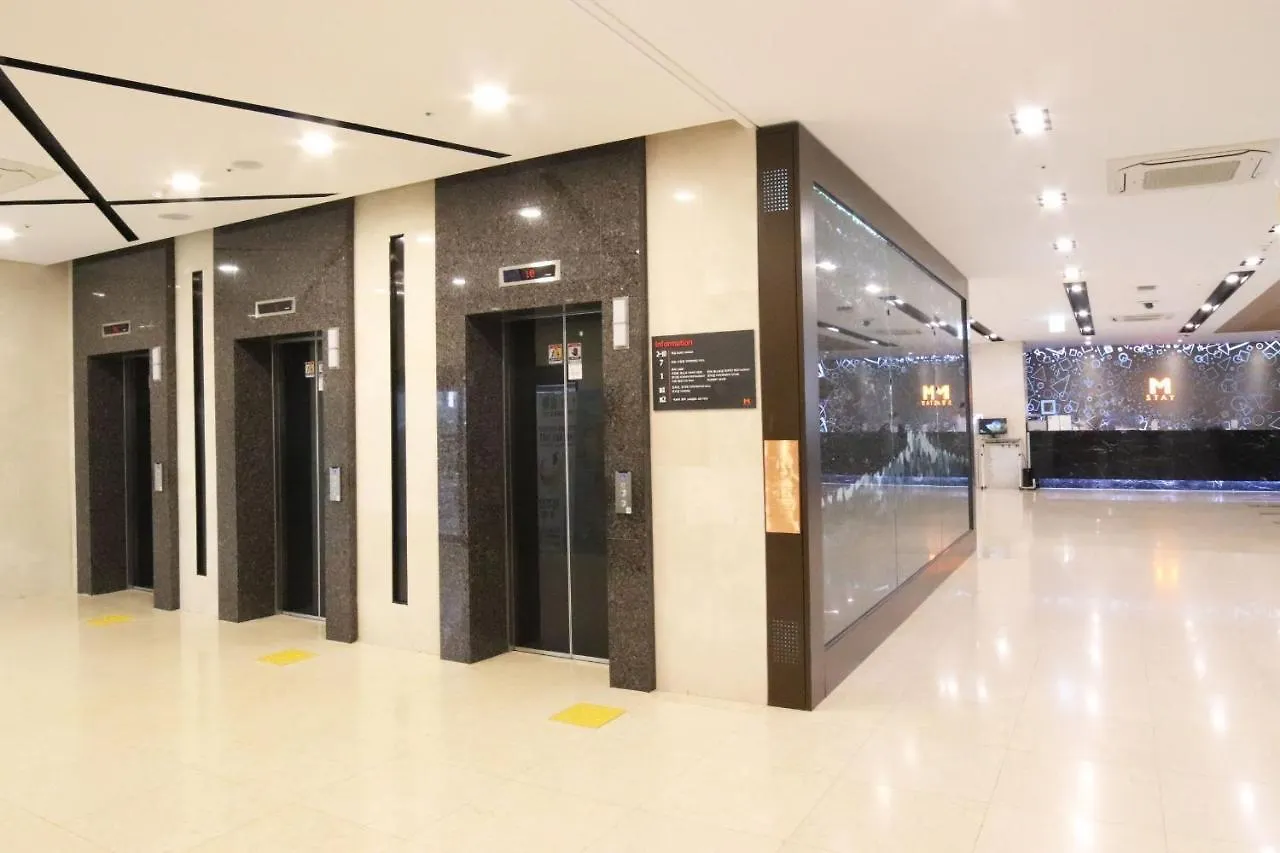Mstay Hotel Согвипхо