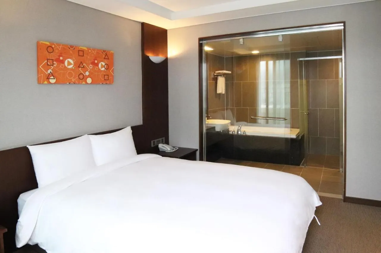 ****  Mstay Hotel Согвипхо Южная Корея